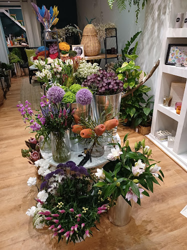 Negocio La Jovellana Floristería Y Decoración